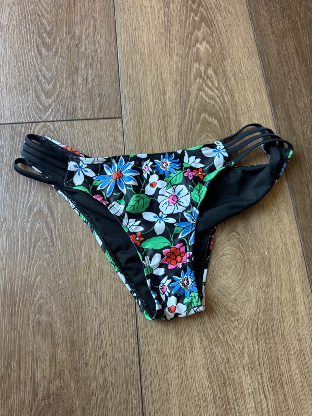 NWOT Shekini Floral Print Black Bikini Bottom with Side Strap Detail